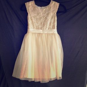 Girls 10 Gorgeous RUUM dress